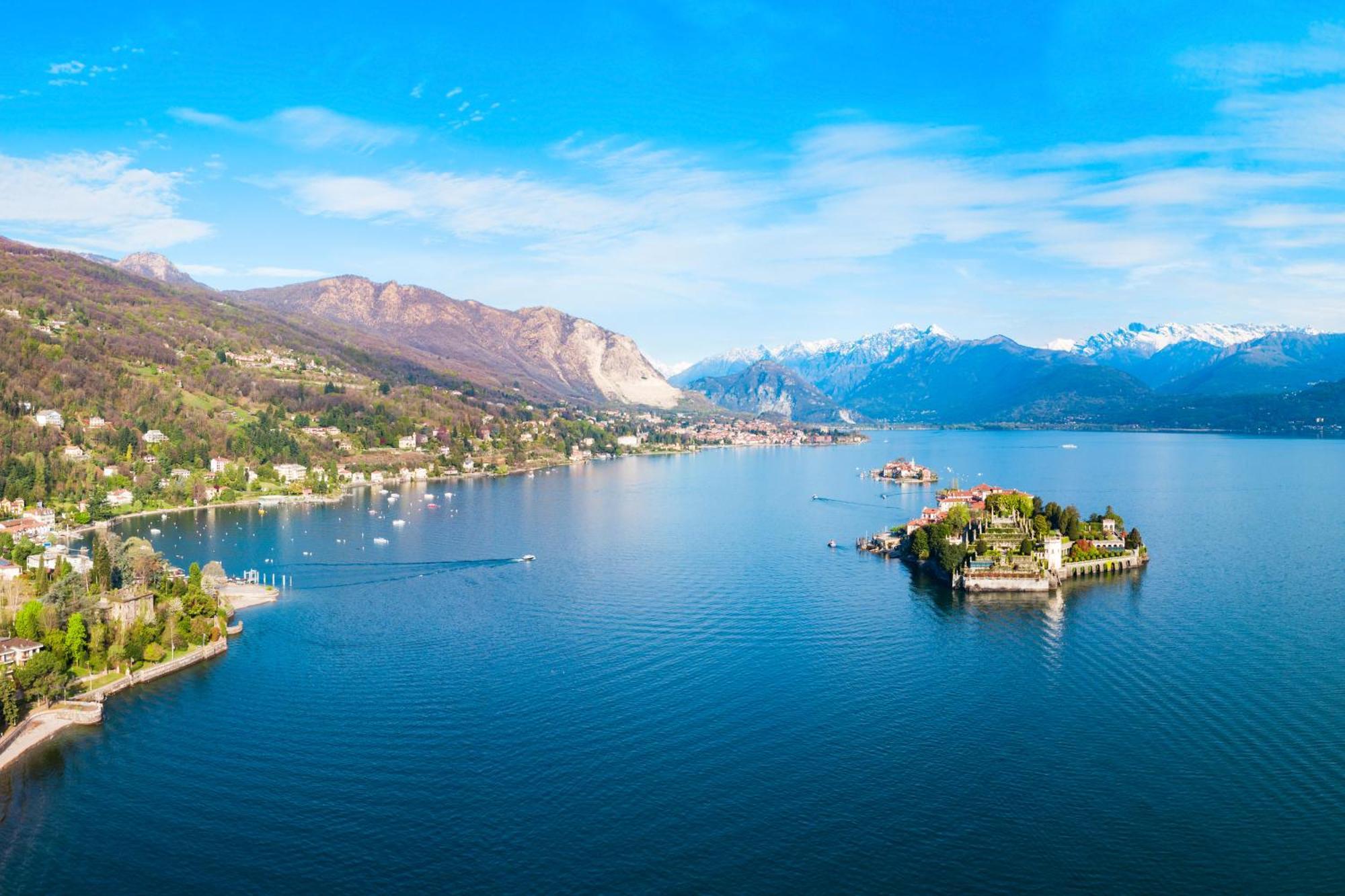 Appartamento Il Golfo Lake View - Happy Rentals Laveno Bagian luar foto